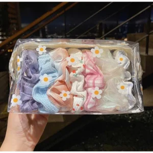 Set dây buộc tóc scrunchies pastel kèm hoa cúc – combo nhiều màu siêu xinh